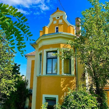 Villa Luca Mosonmagyaróvár Εξωτερικό φωτογραφία